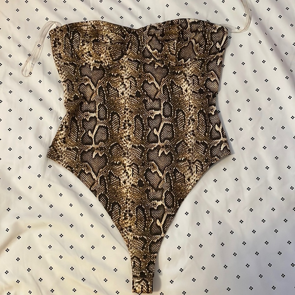 Fashion Nova Snake Print Bodysuit Size Medium